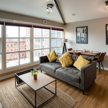 High Street Town House-2